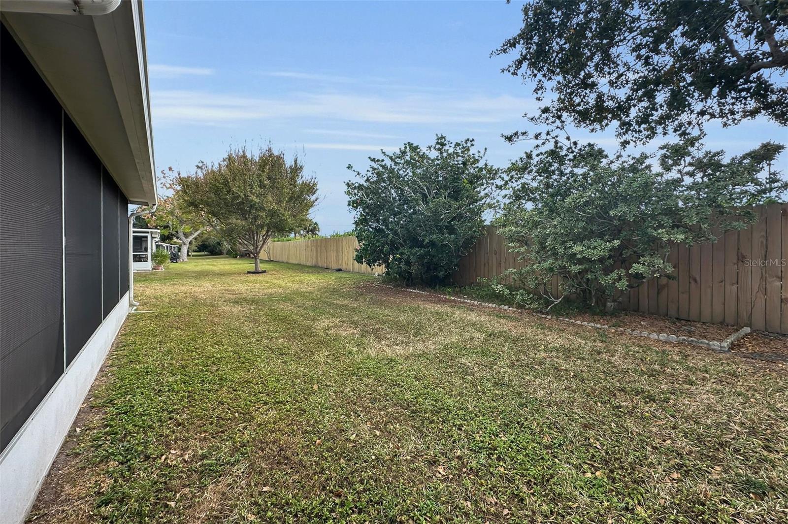 HEATHER HILL APTS - Residential