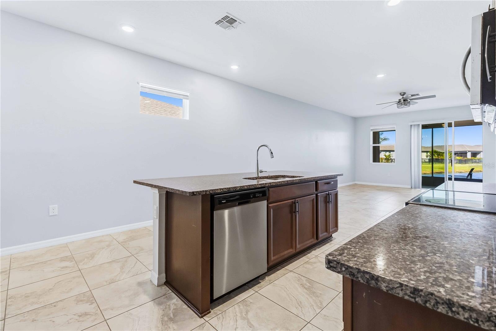 COASTAL WOODS UN C - Residential