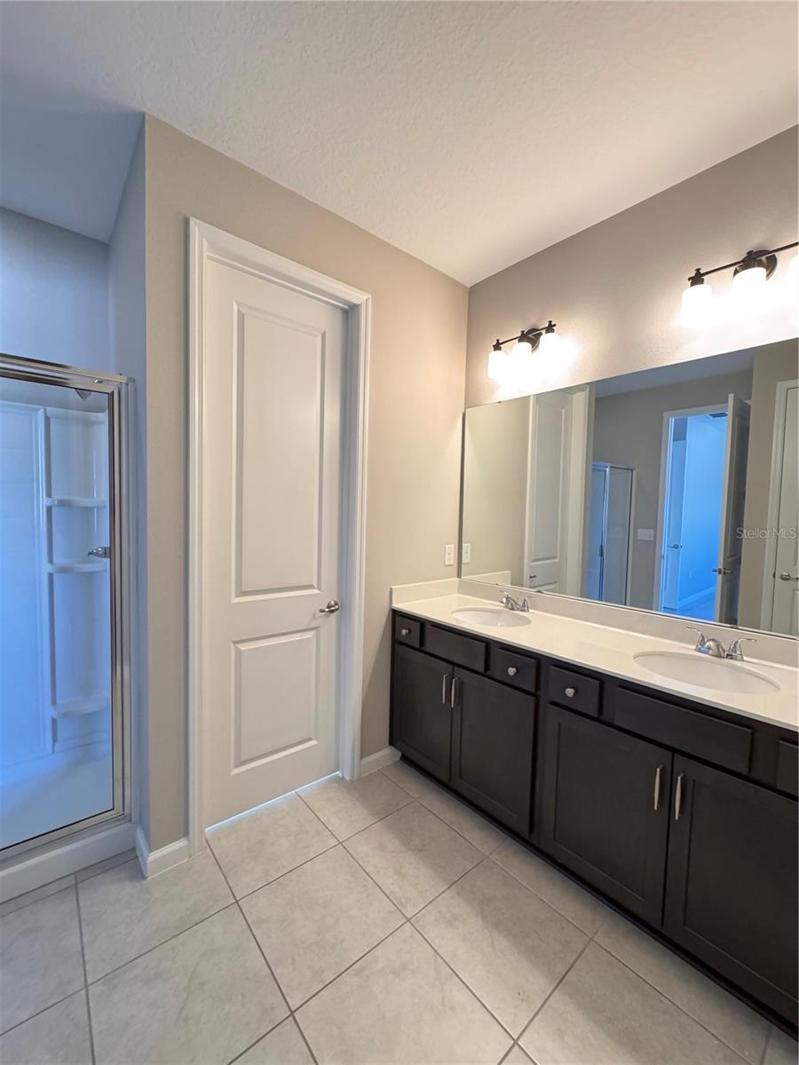 NORTHRIDGE ESTATES - Residential Lease