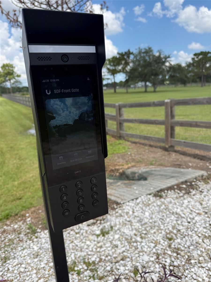 POMELLO PARK - Residential