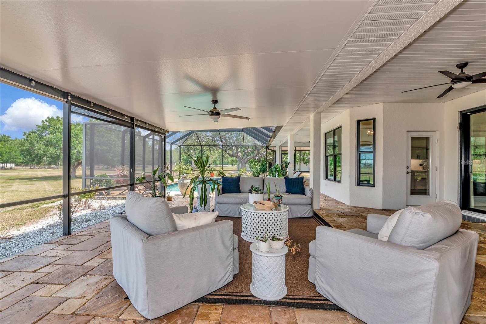 POMELLO PARK - Residential