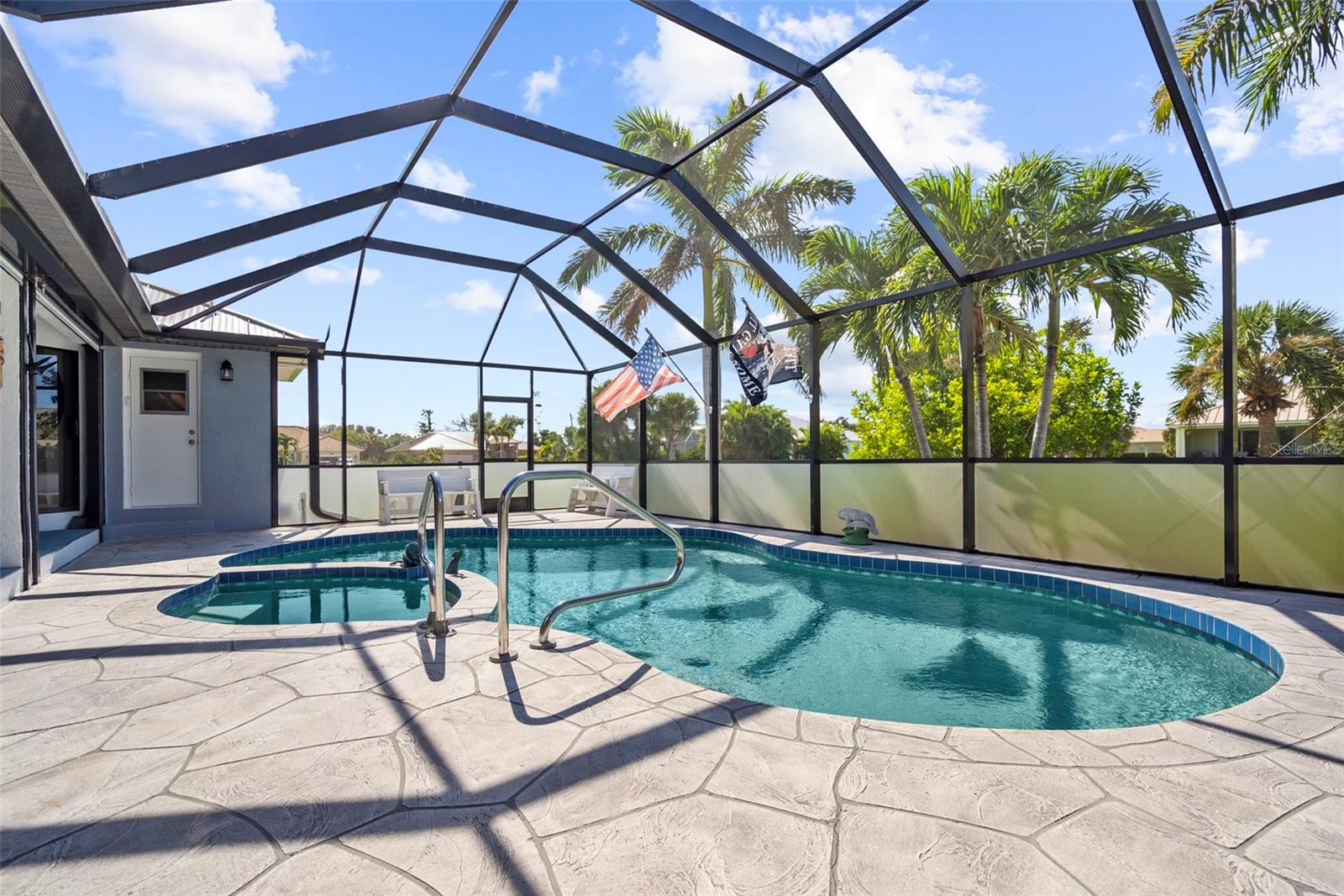 CAPE HAZE WINDWARD - Residential