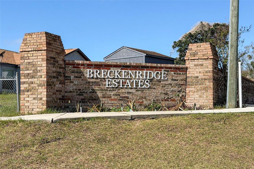 Photo of 5670 Breckenridge Circle, Orlando, FL 32818 (MLS # O6389334)