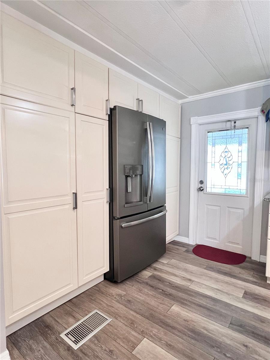 FAIRWAY VILLAGE MOBILE HOME PARK UNREC - Residential