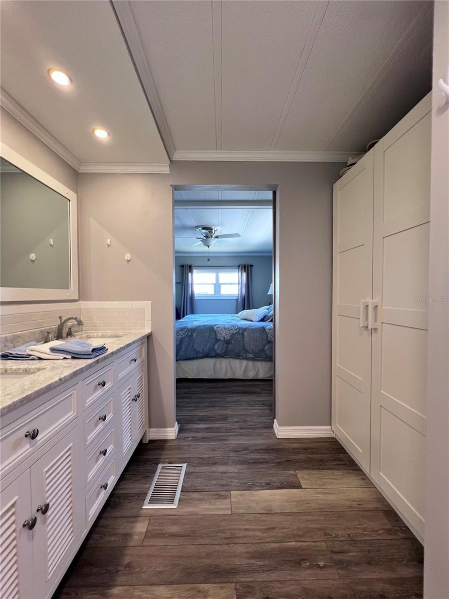 FAIRWAY VILLAGE MOBILE HOME PARK UNREC - Residential