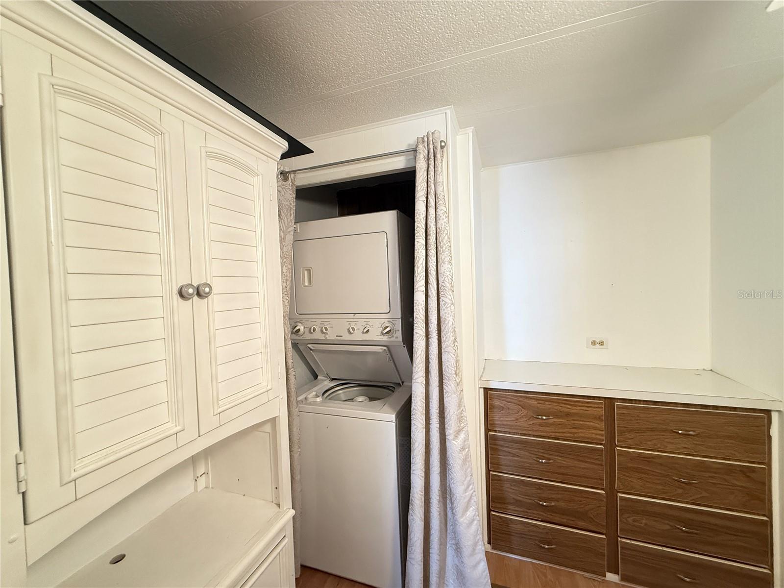 MOBEL AMERICANA MOBILE HOME PARK UNREC - Residential