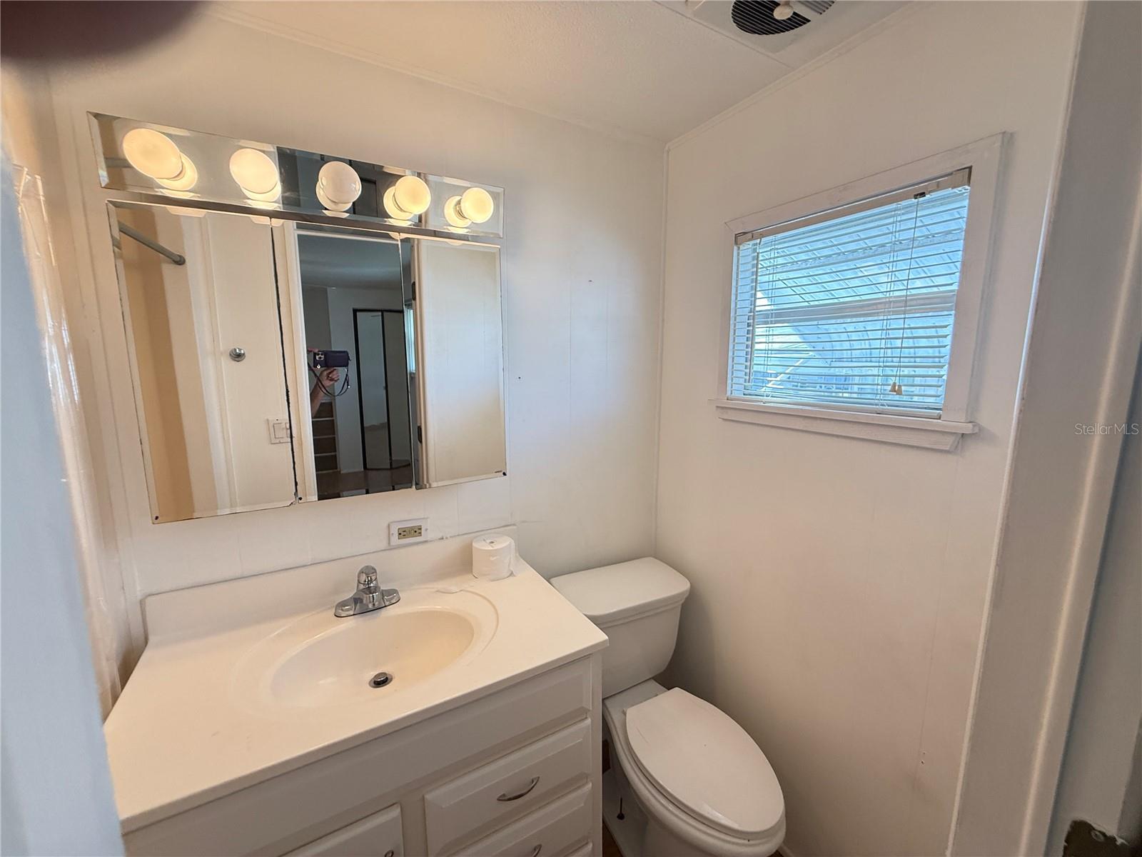 MOBEL AMERICANA MOBILE HOME PARK UNREC - Residential