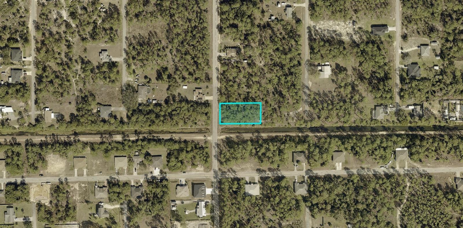 LEHIGH ACRES - Land