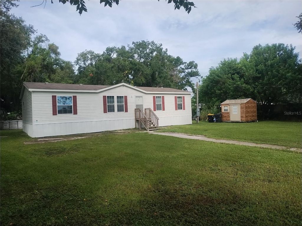 Photo of 41 Norman Lane, Auburndale, FL 33823 (MLS # L4954981)