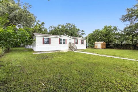 Photo of 41 Norman Lane, Auburndale, FL 33823 (MLS # L4954981)