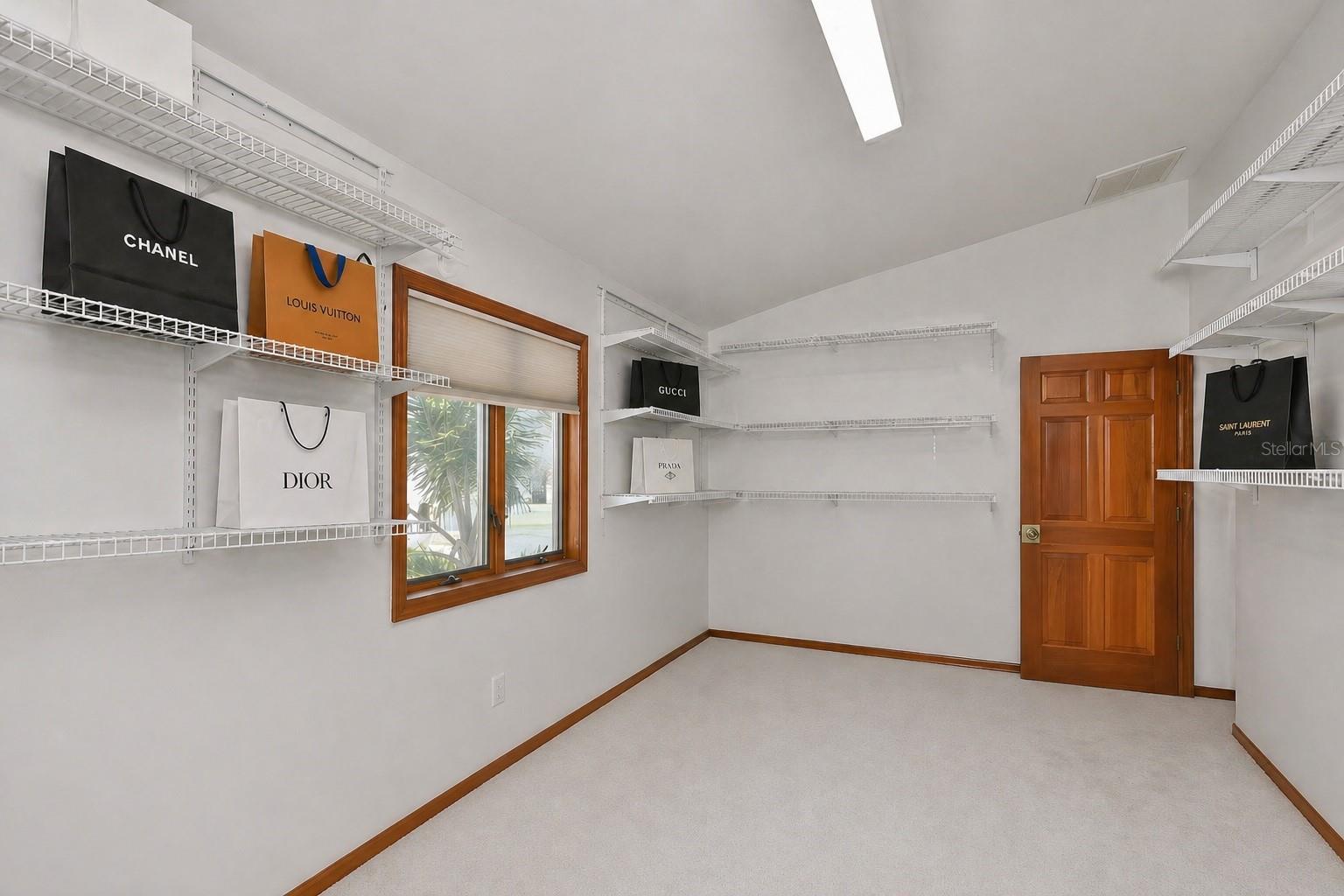 SYMPHONY ISLES UNIT FIVE - Residential