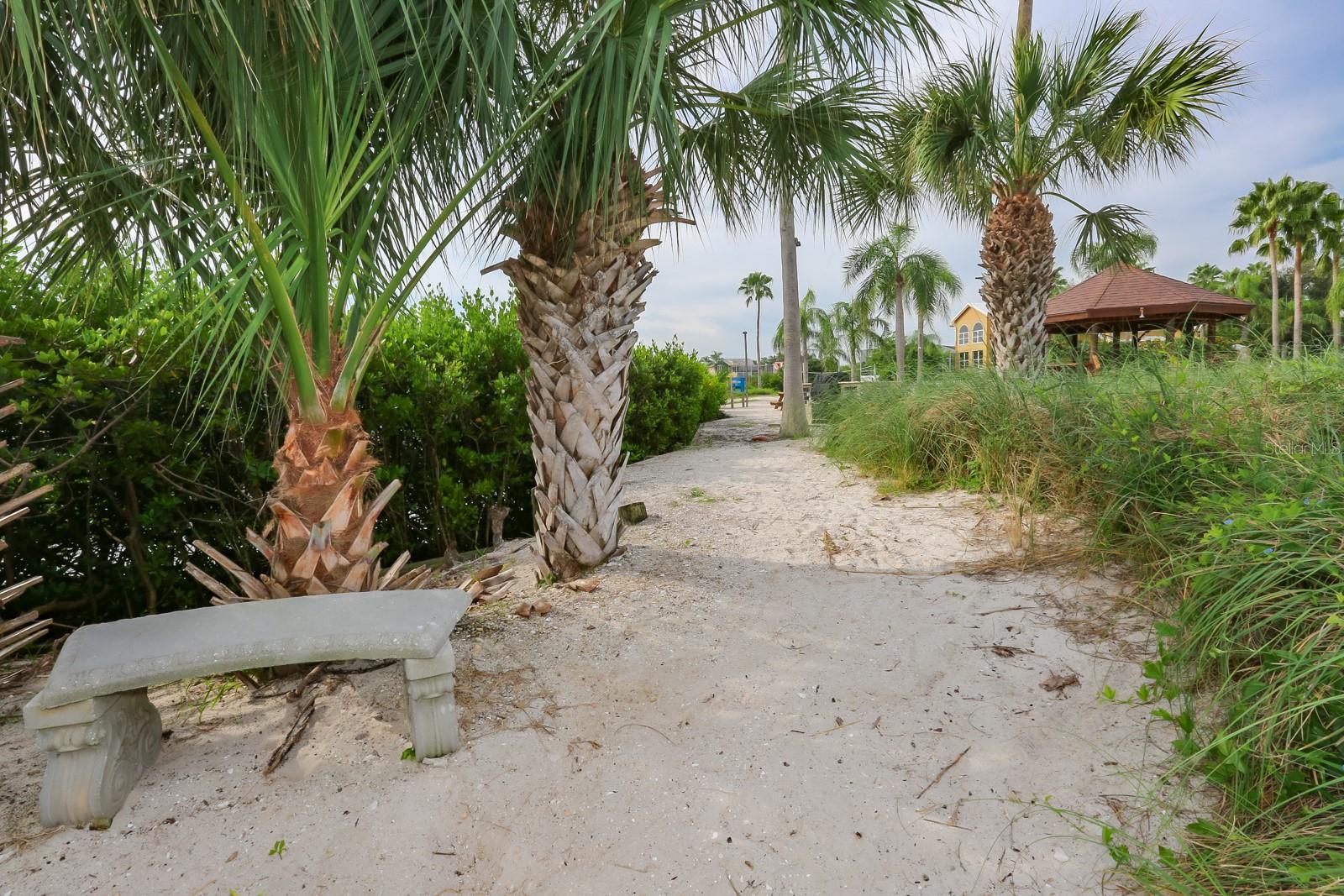 SYMPHONY ISLES UNIT FIVE - Residential