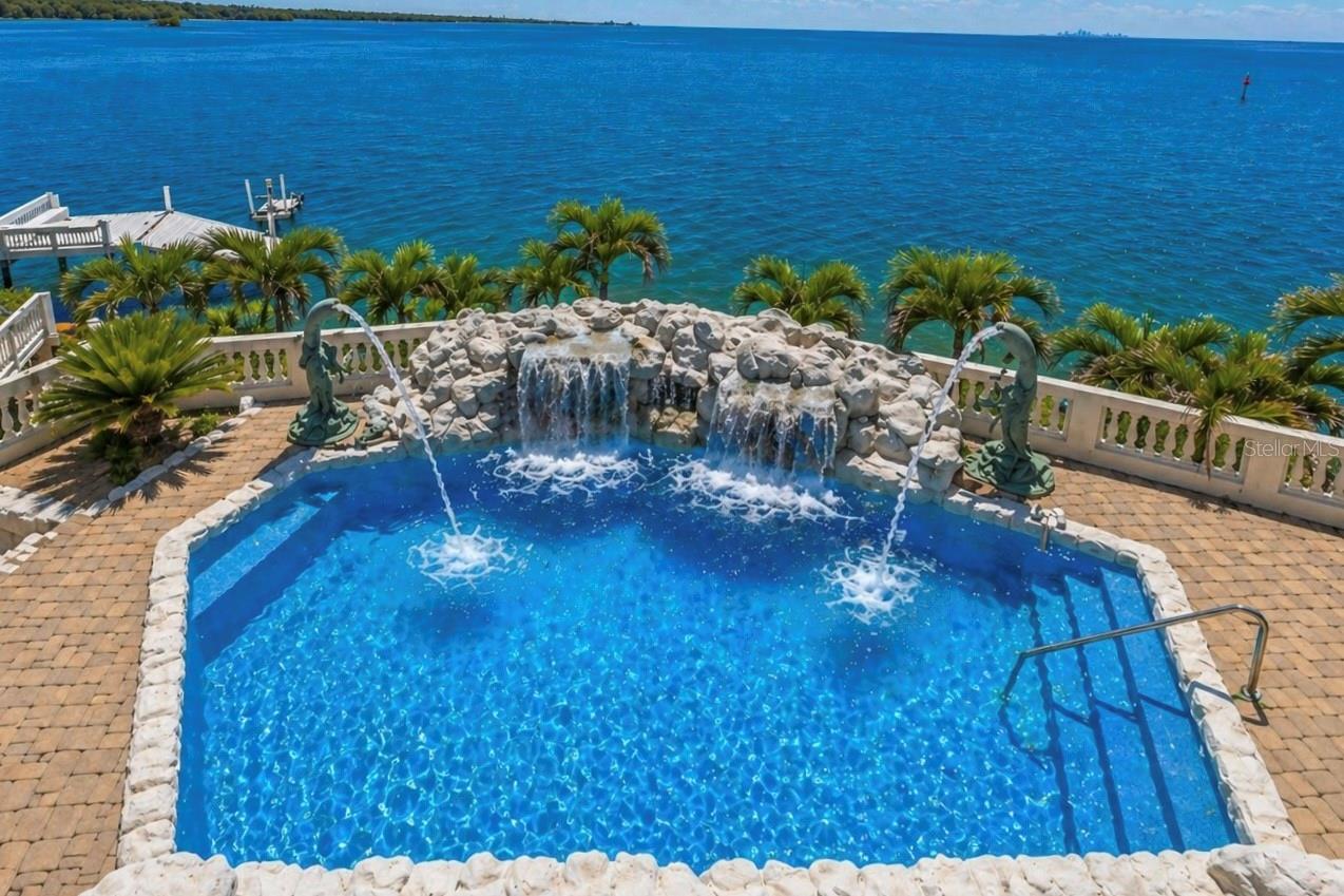SYMPHONY ISLES UNIT FIVE - Residential
