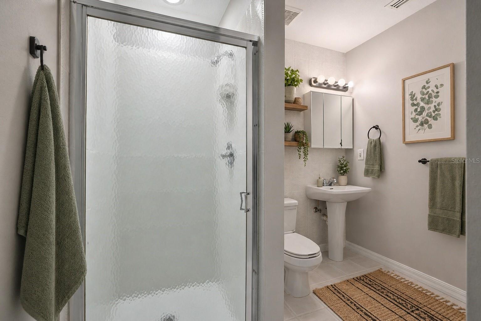 SYMPHONY ISLES UNIT FIVE - Residential