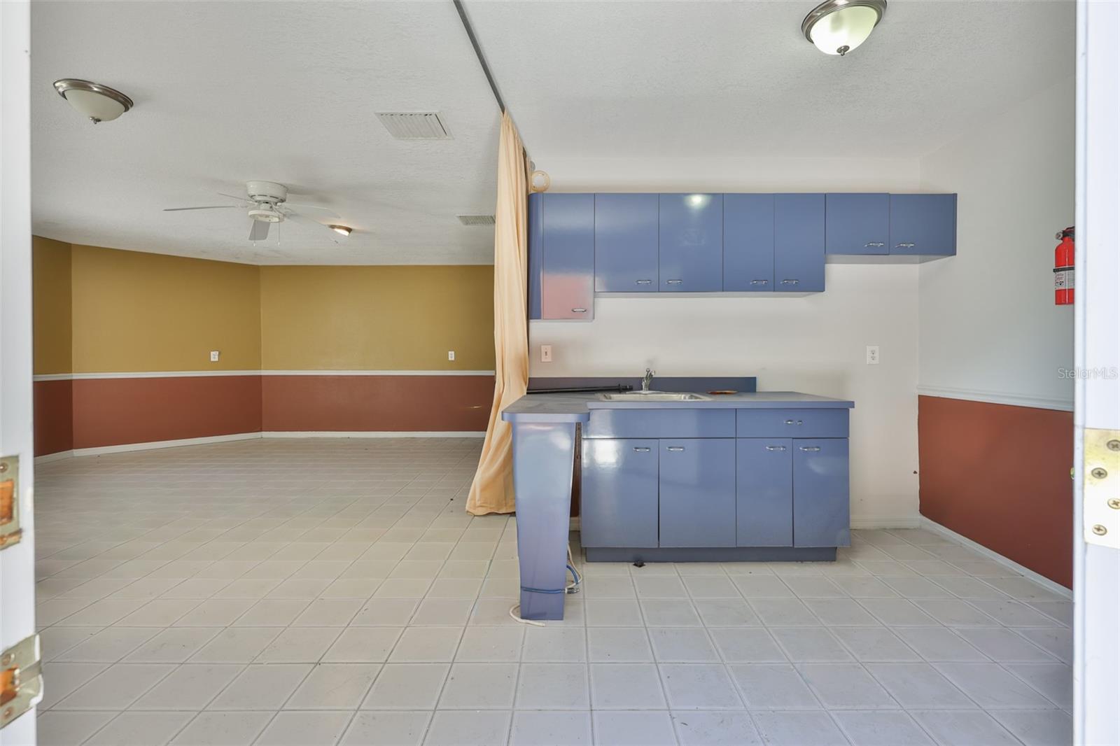 SYMPHONY ISLES UNIT FIVE - Residential