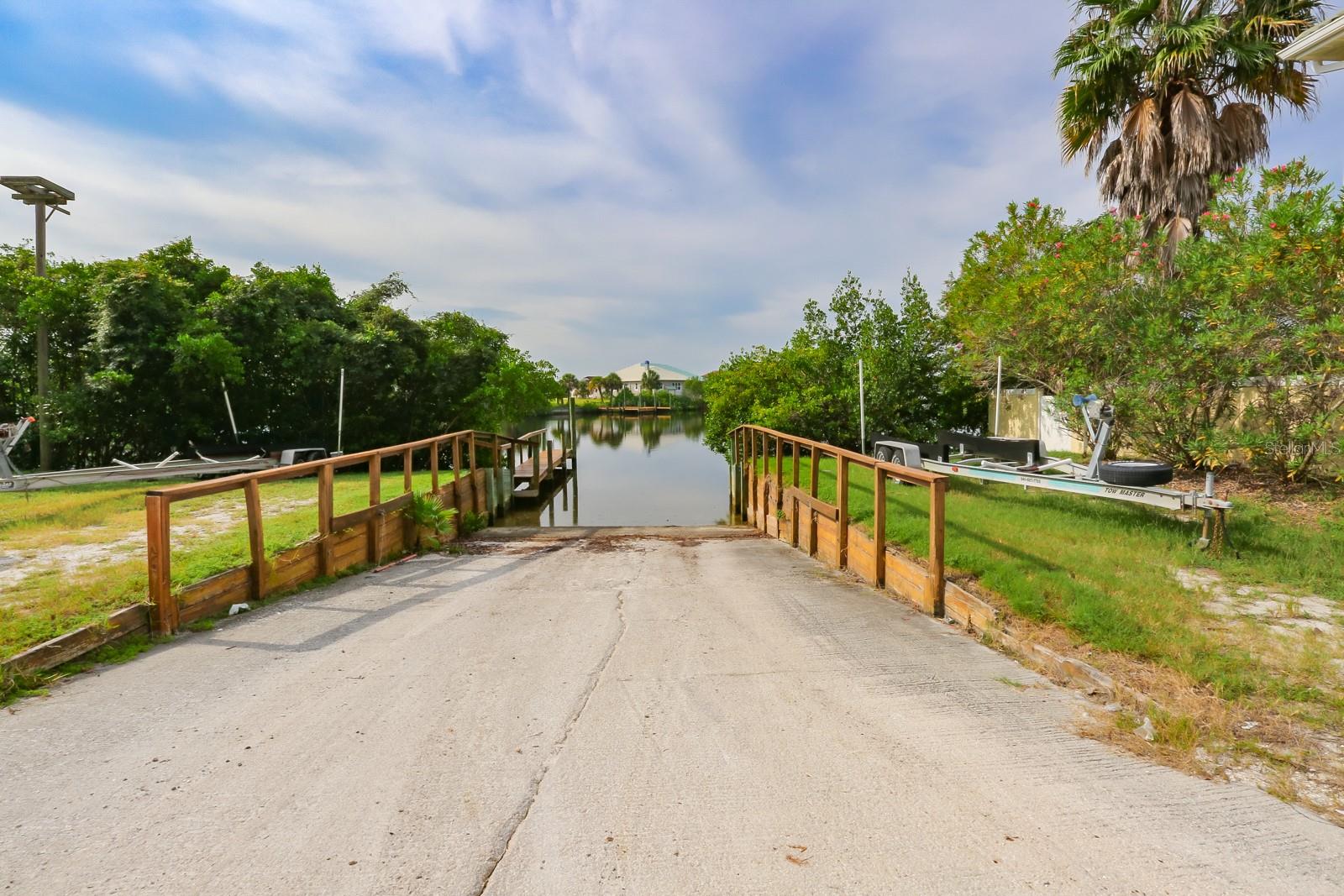 SYMPHONY ISLES UNIT FIVE - Residential