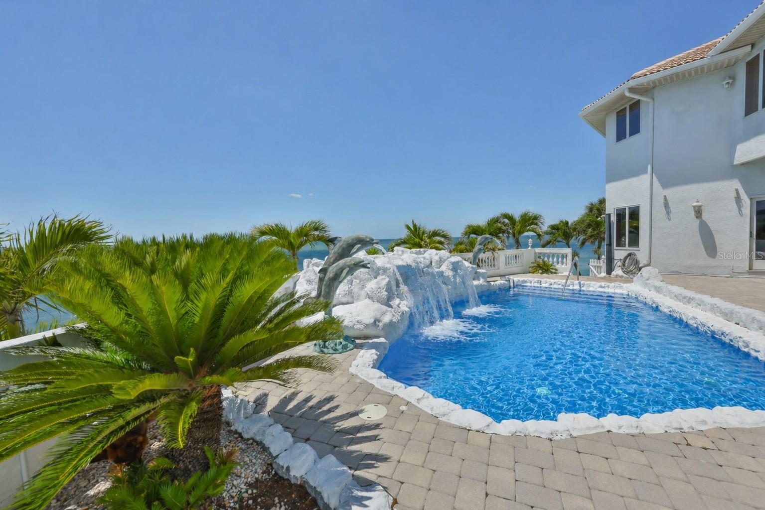 SYMPHONY ISLES UNIT FIVE - Residential