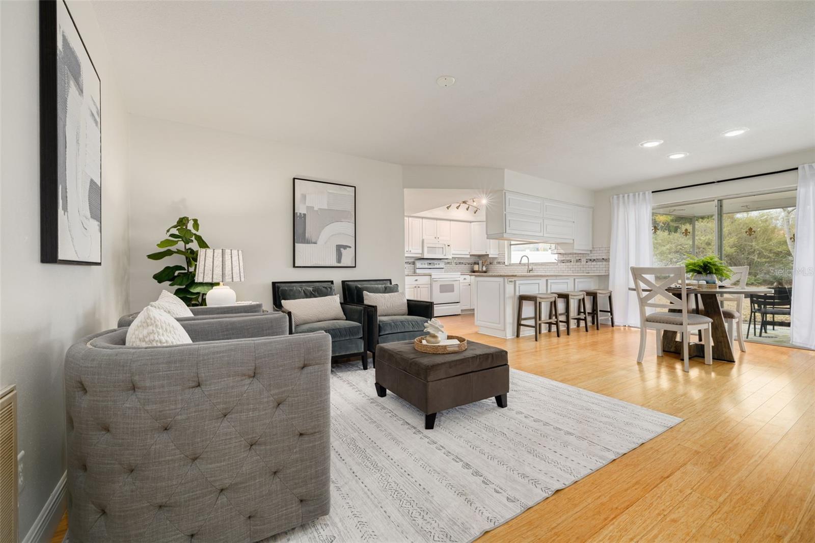 DEL ORO GROVES 1ST ADD - Residential