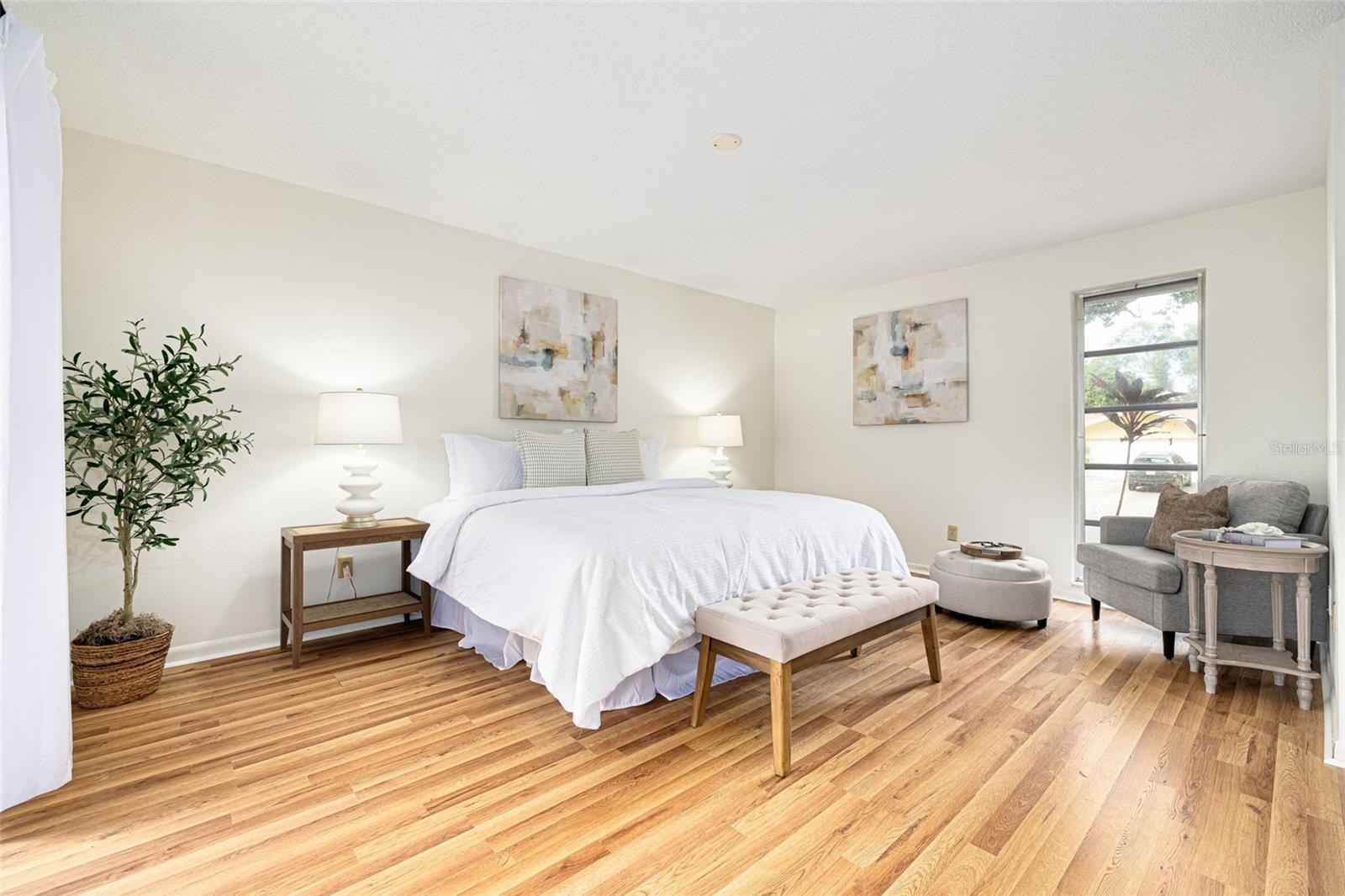 DEL ORO GROVES 1ST ADD - Residential