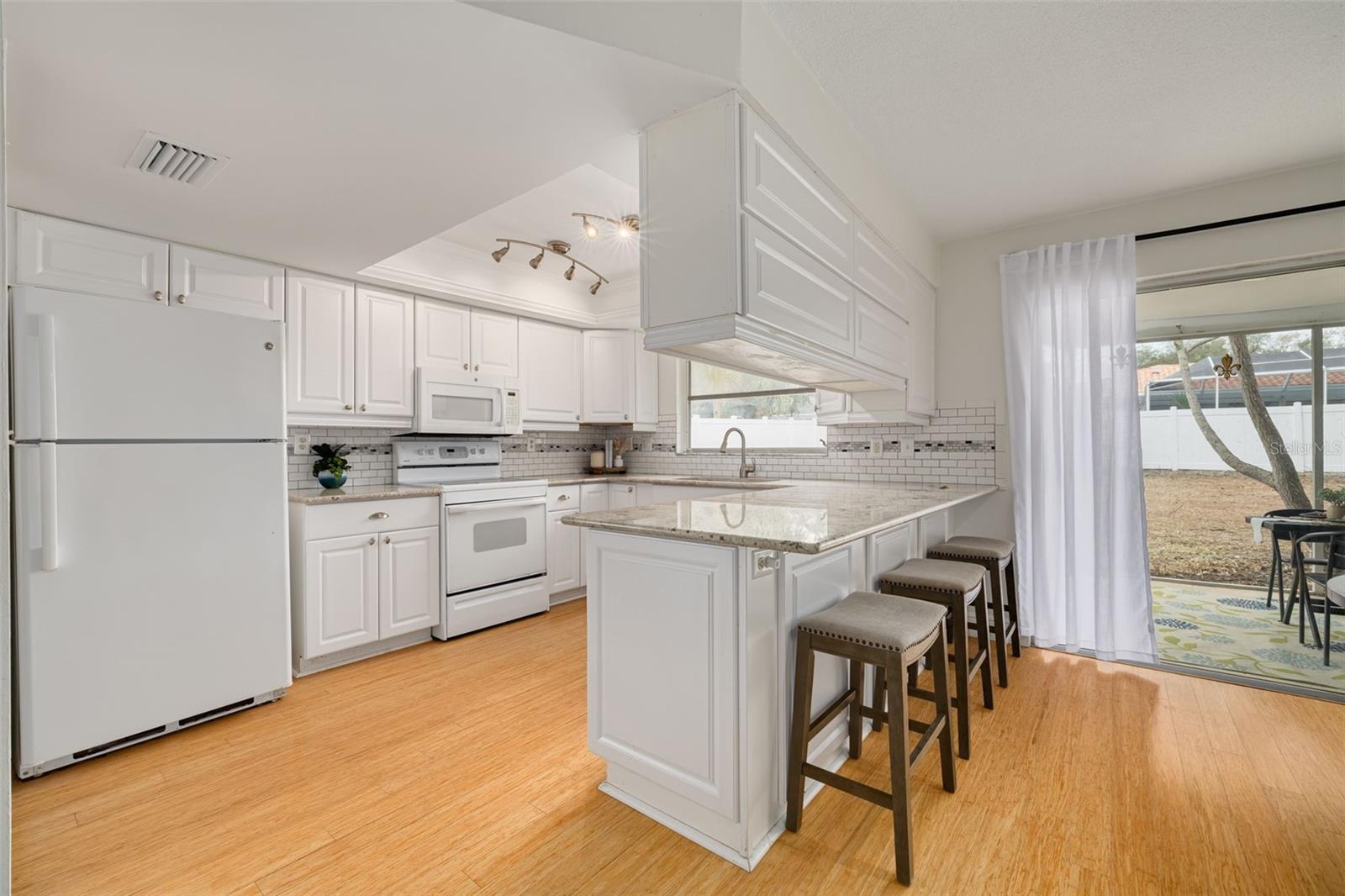 DEL ORO GROVES 1ST ADD - Residential