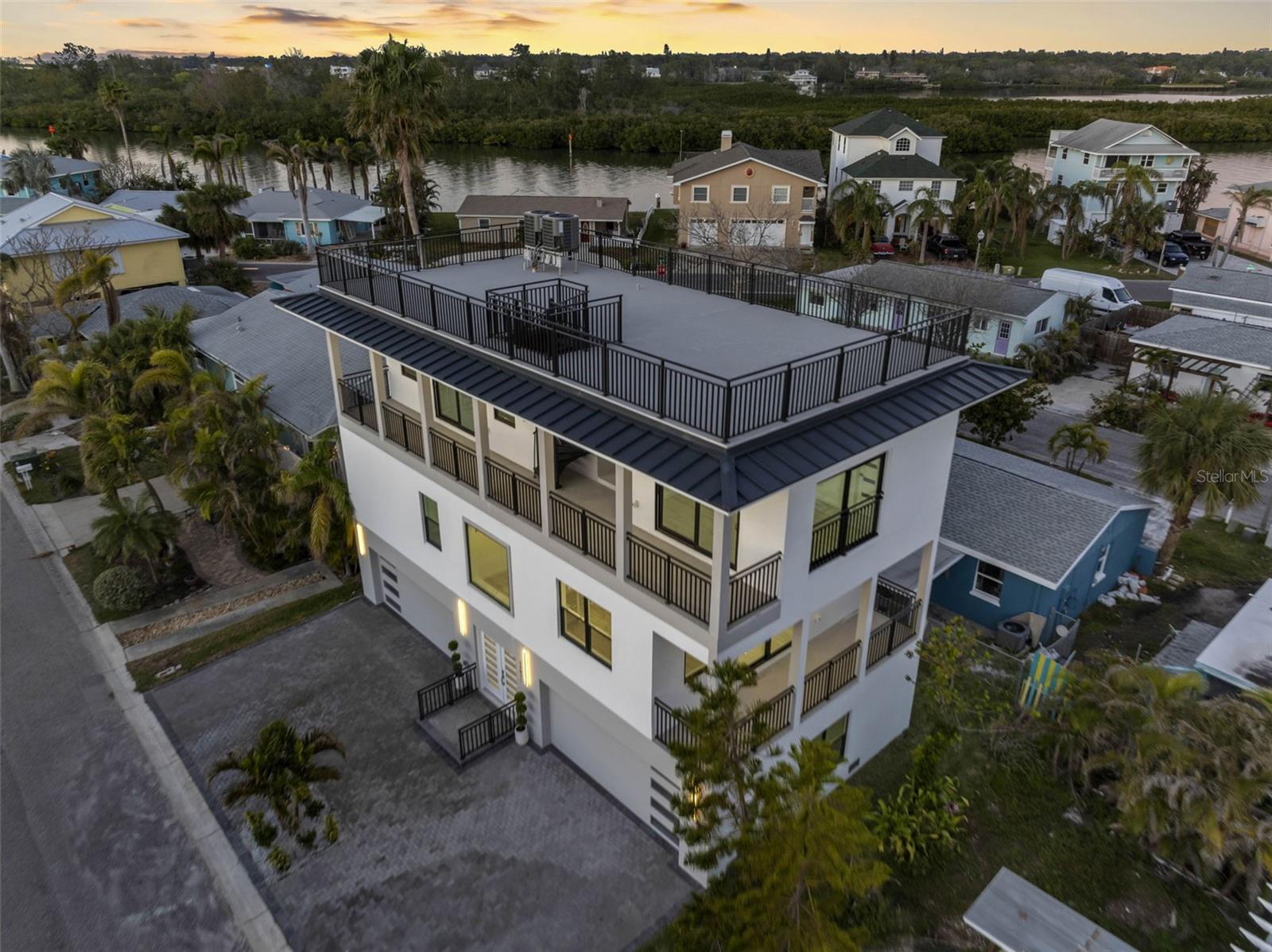 18077 3RD STREET