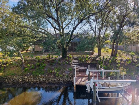 A home in PUNTA GORDA