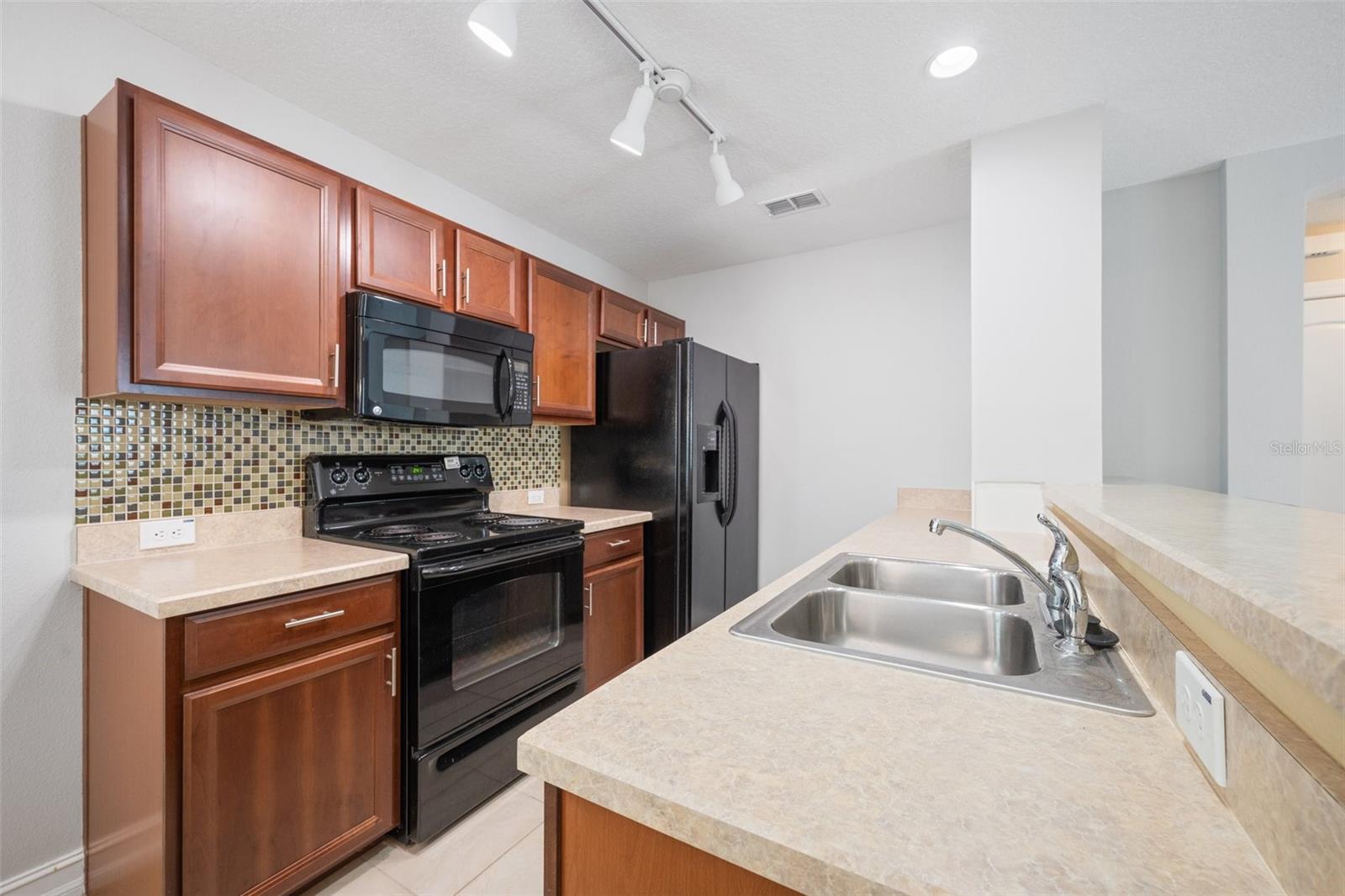 BALDWIN PARK - Residential