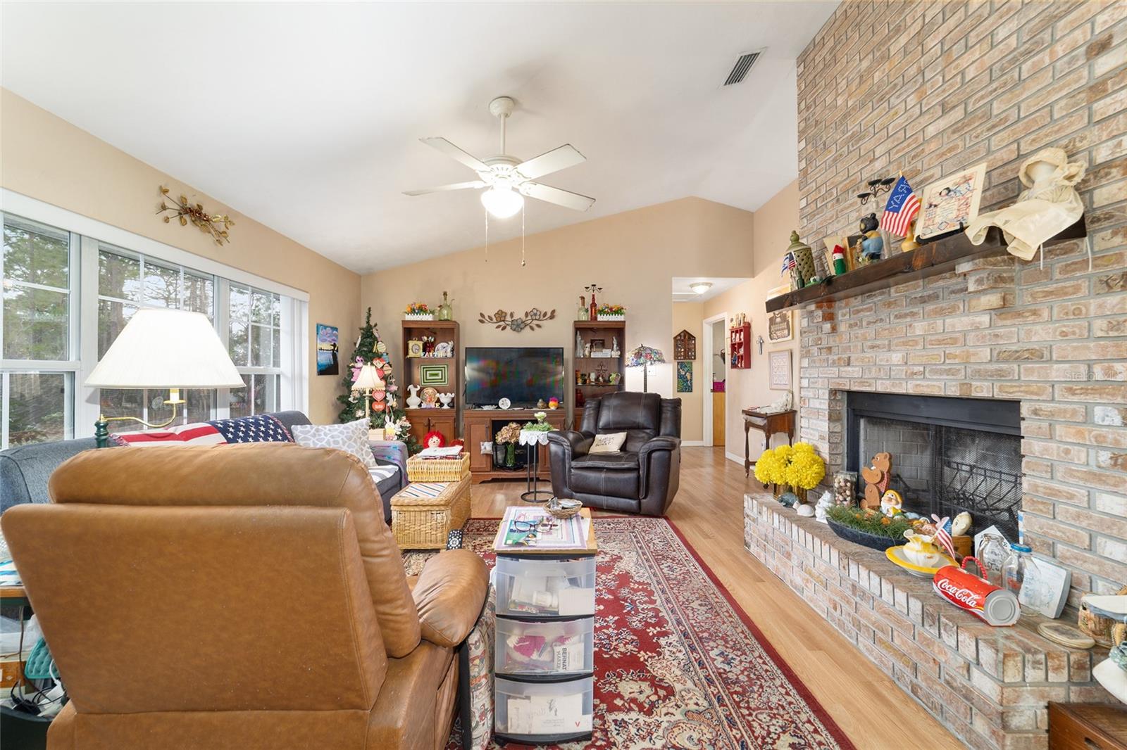 MELROSE LANDING - Residential