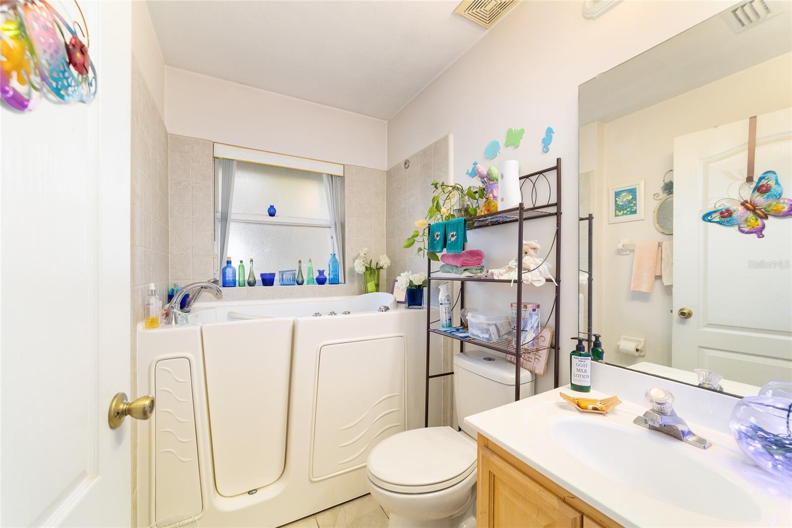 MELROSE LANDING - Residential