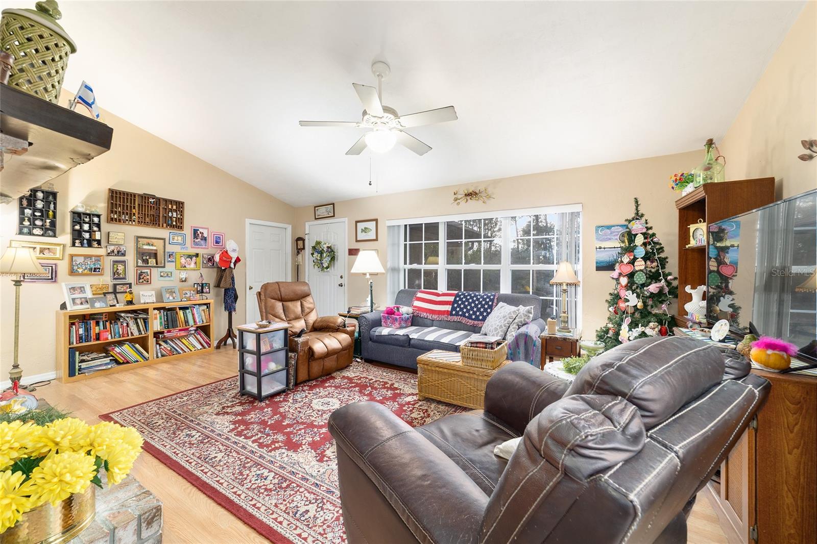 MELROSE LANDING - Residential