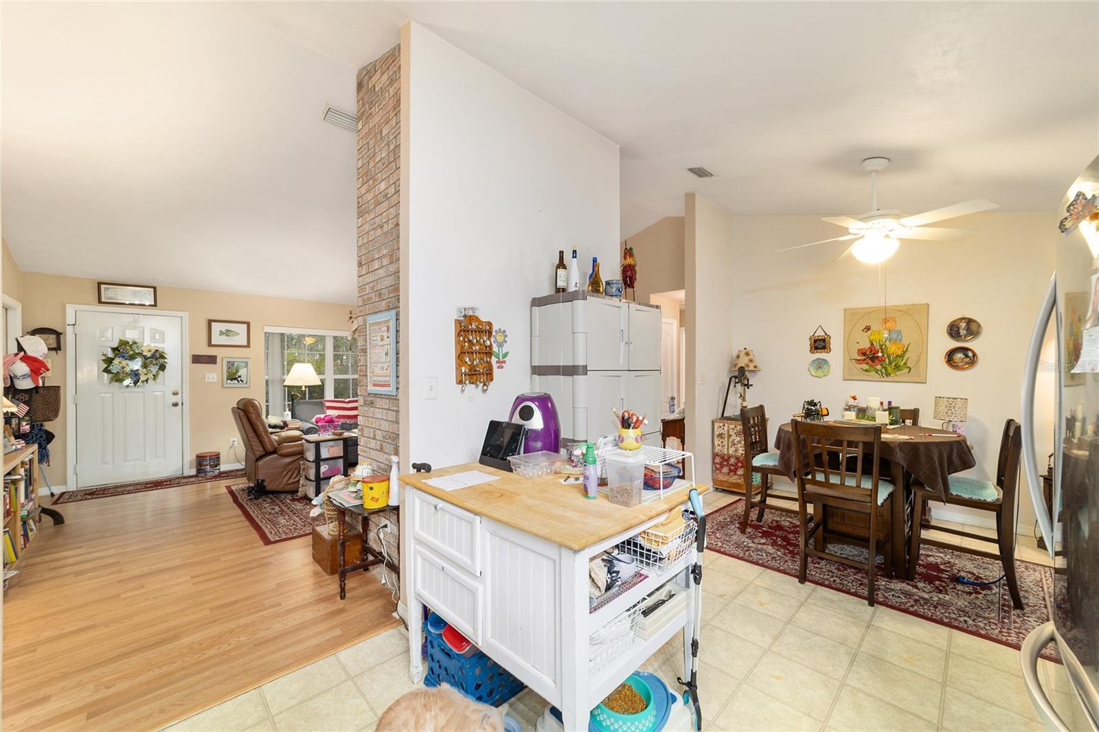 MELROSE LANDING - Residential