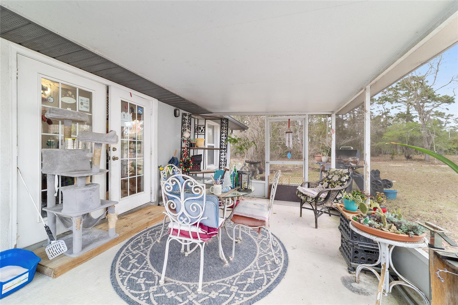 MELROSE LANDING - Residential