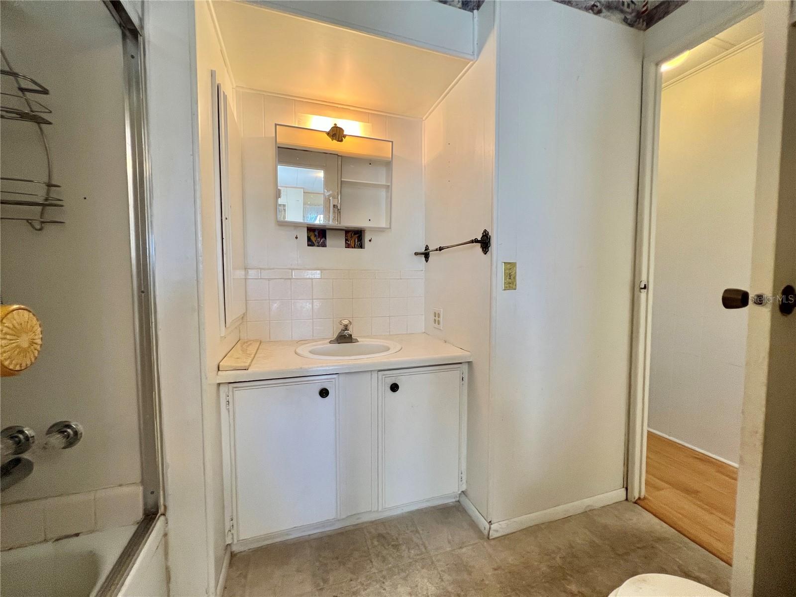 HAWTHORNE AT LEESBURG A COOP - Residential