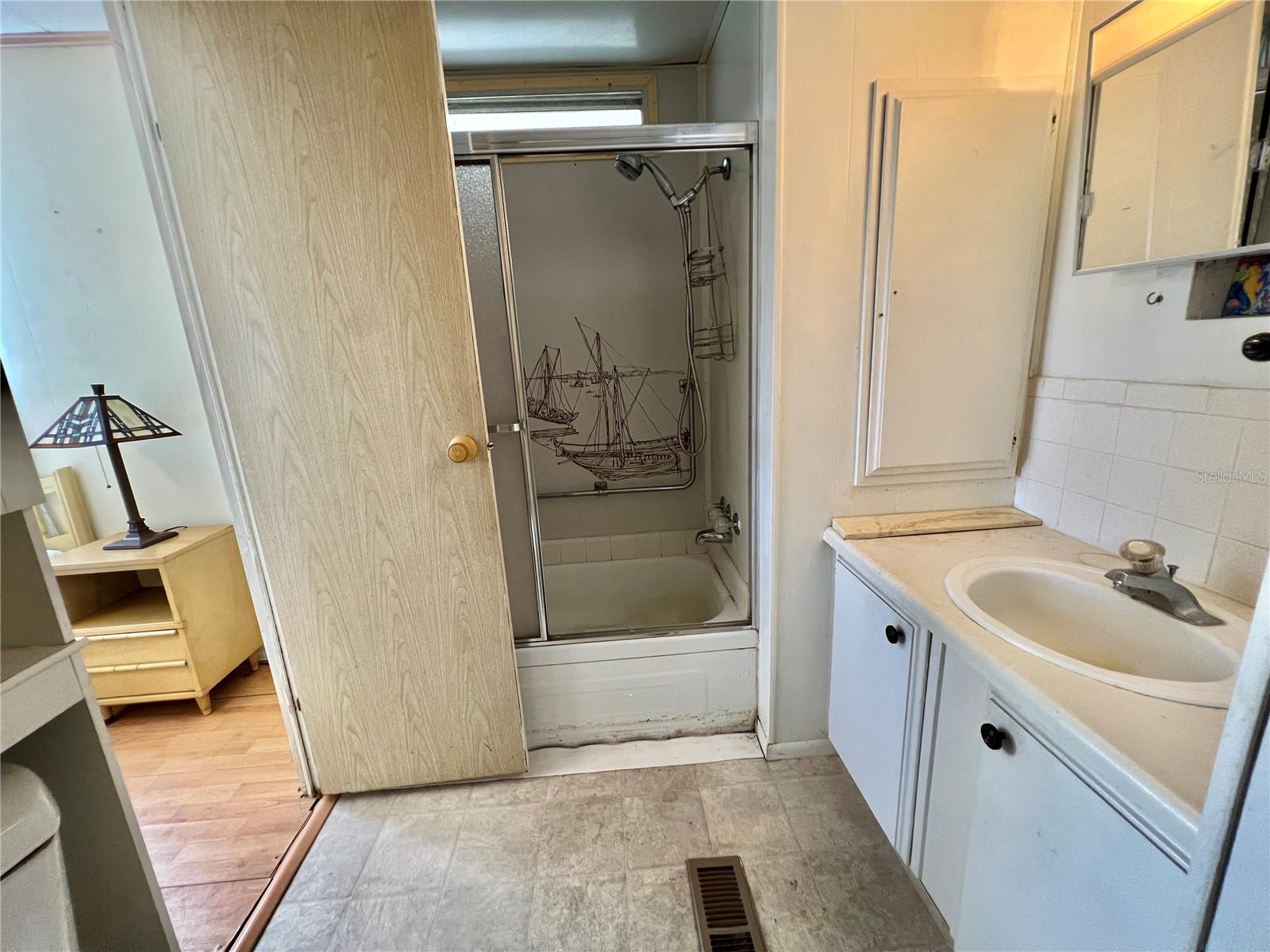 HAWTHORNE AT LEESBURG A COOP - Residential