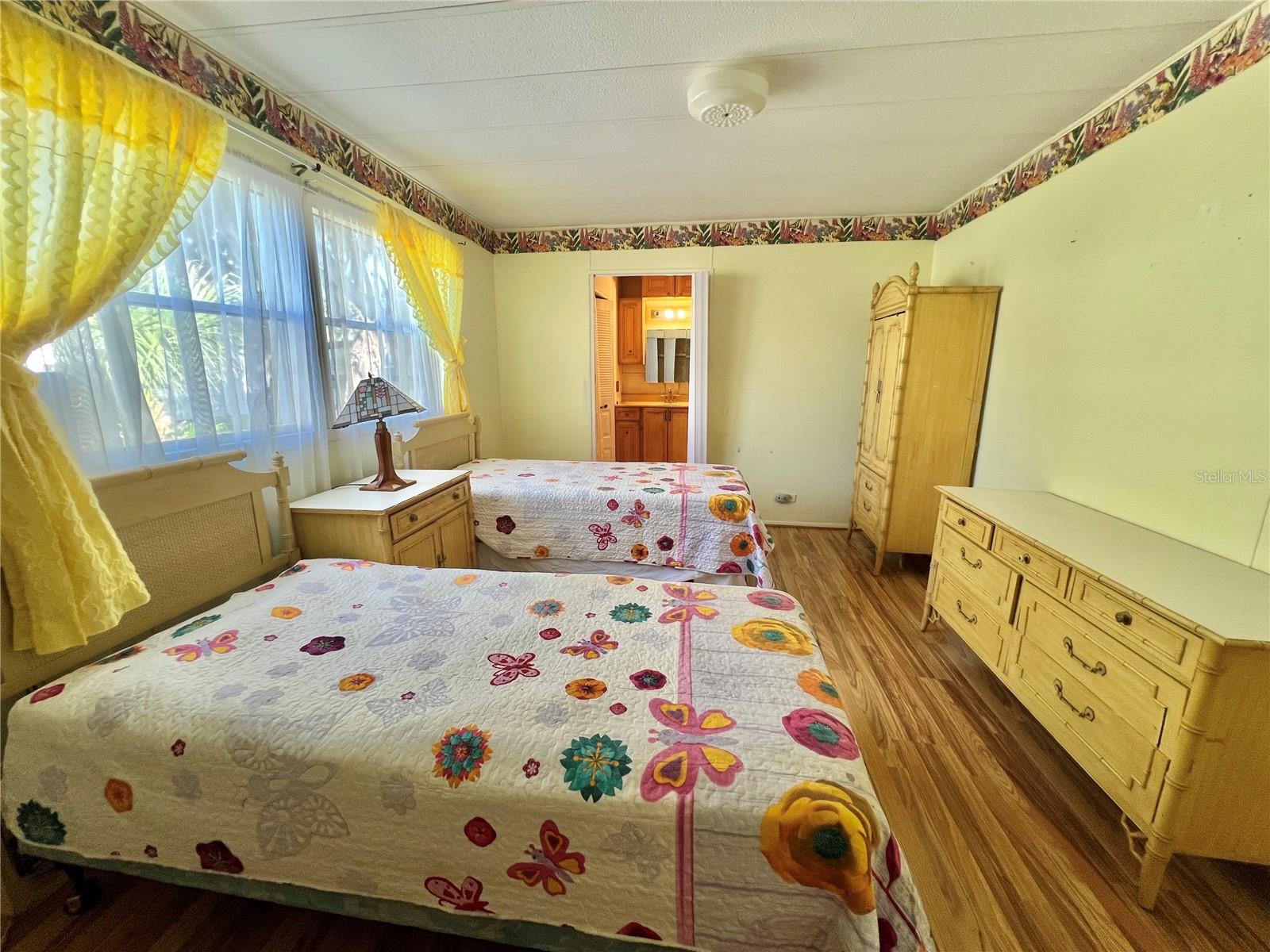 HAWTHORNE AT LEESBURG A COOP - Residential