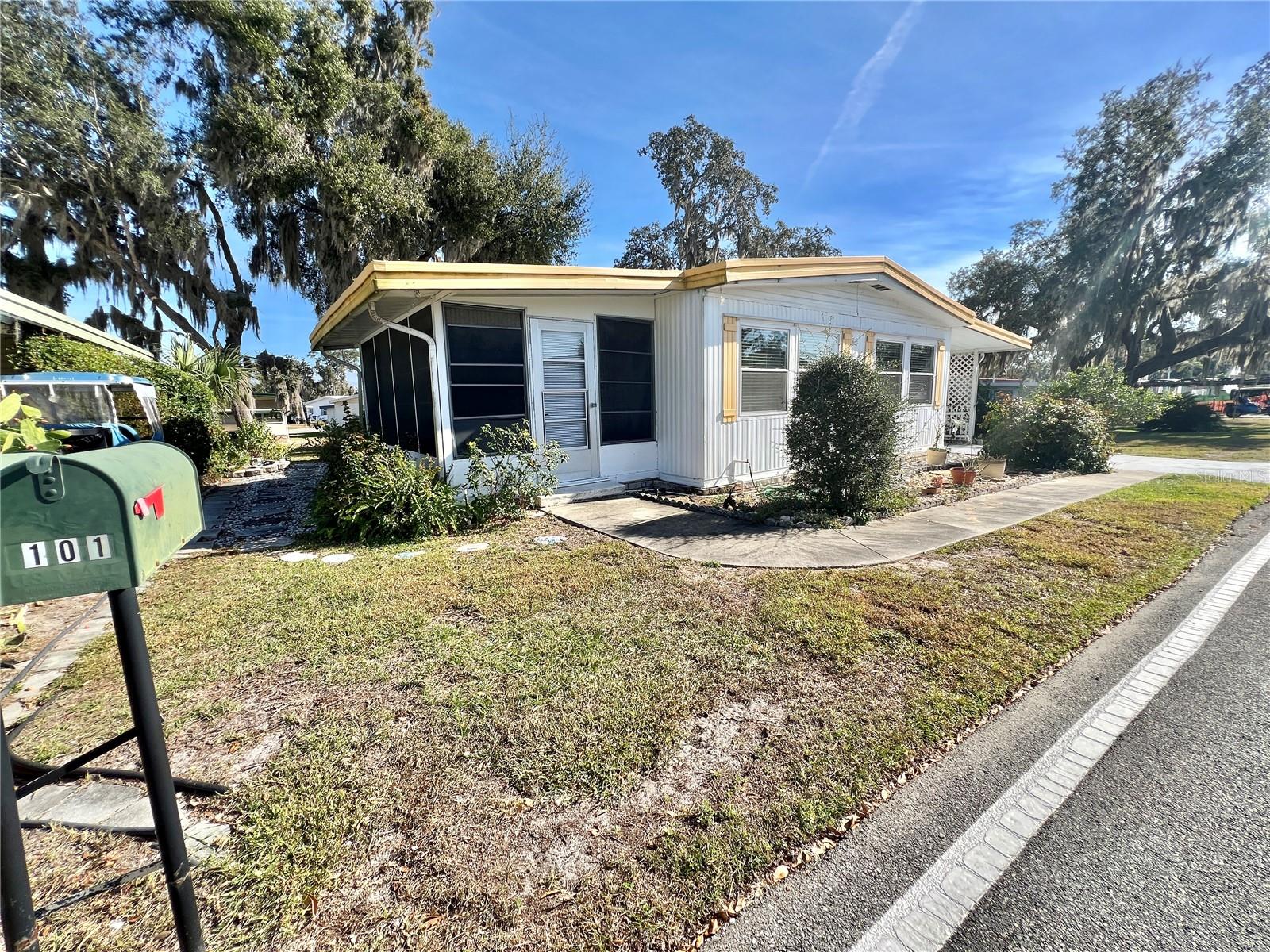 HAWTHORNE AT LEESBURG A COOP - Residential