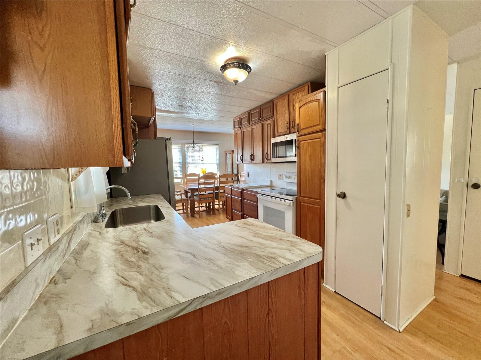 HAWTHORNE AT LEESBURG A COOP - Residential