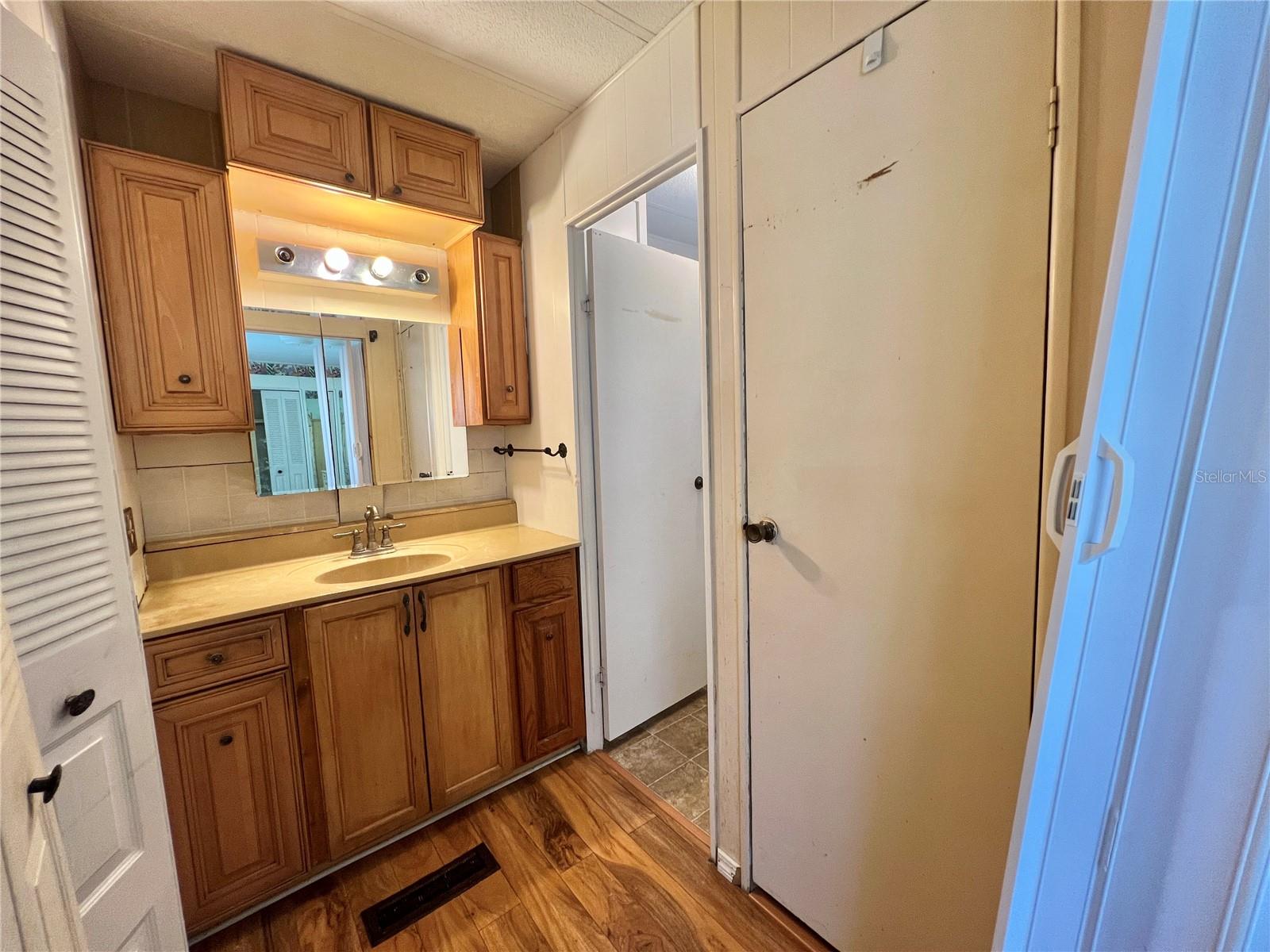 HAWTHORNE AT LEESBURG A COOP - Residential