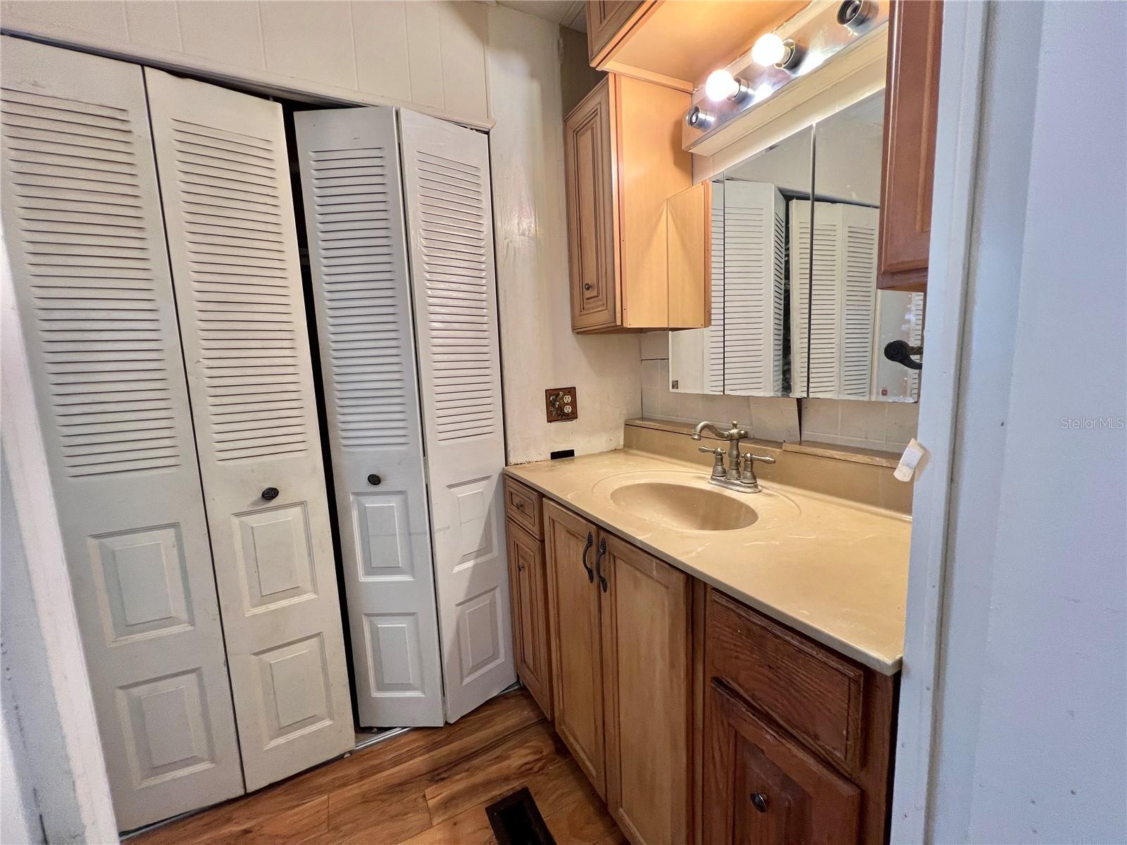 HAWTHORNE AT LEESBURG A COOP - Residential