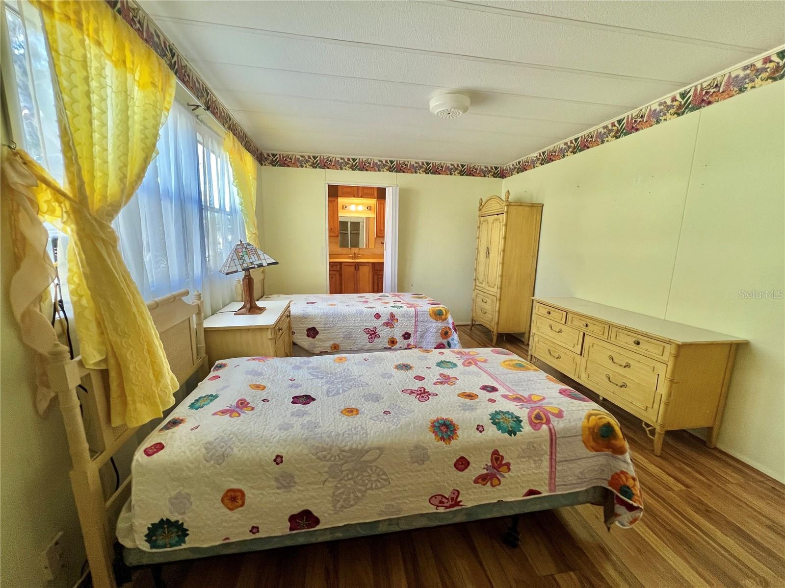 HAWTHORNE AT LEESBURG A COOP - Residential