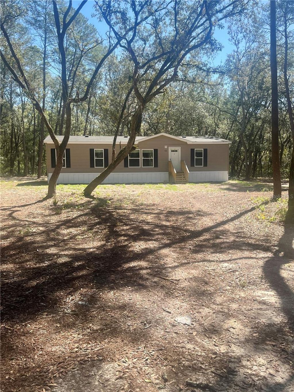 Photo of 400 S Holly Avenue, Florahome, FL 32140 (MLS # GC538696)