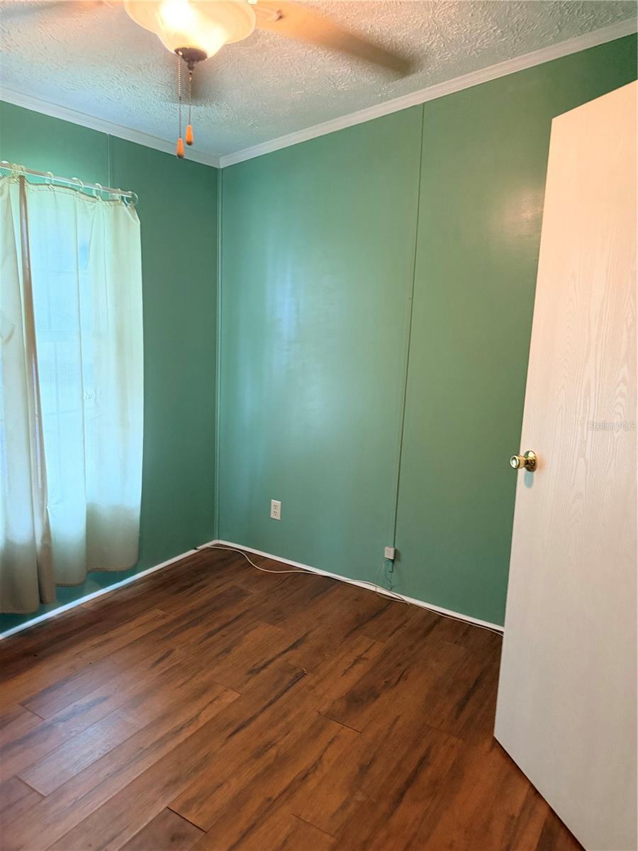 LAKE MARIANA ACRES - Residential