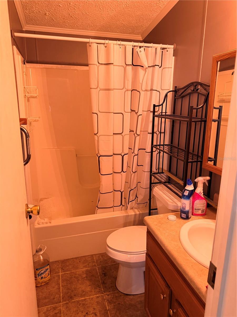 LAKE MARIANA ACRES - Residential