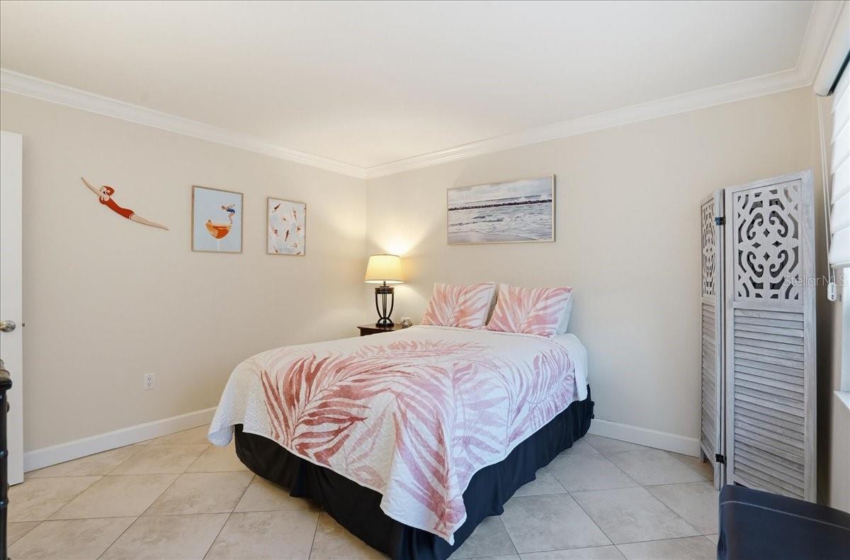 WEST WINDS OF HOLMES BEACH II - Residential