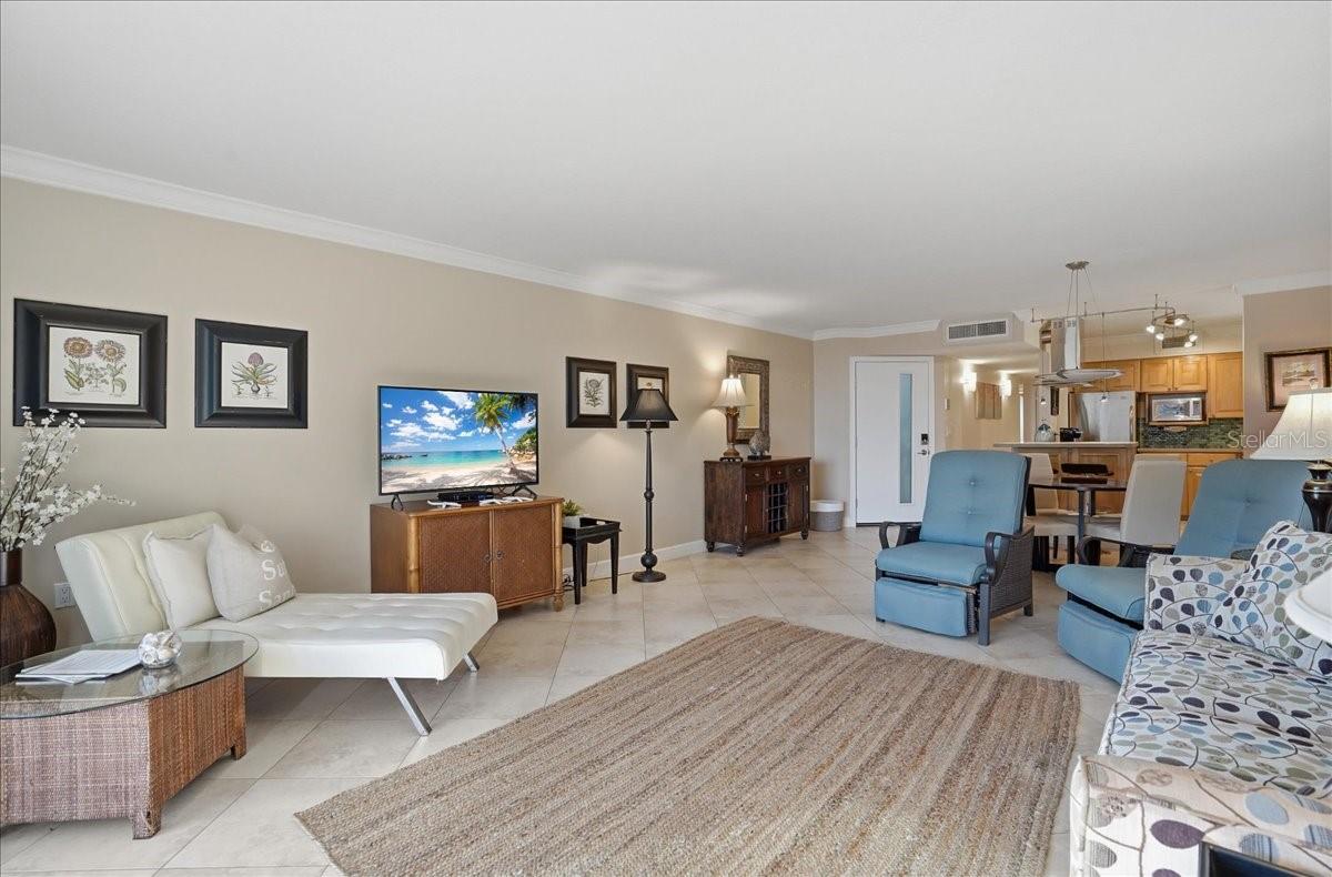 WEST WINDS OF HOLMES BEACH II - Residential