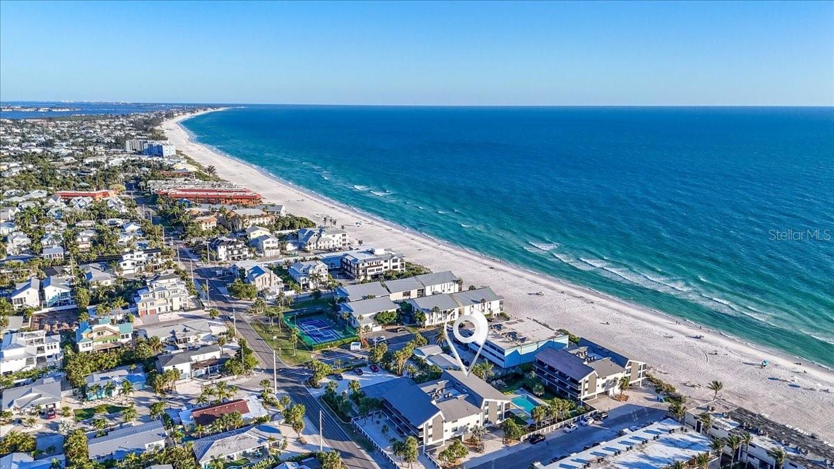 WEST WINDS OF HOLMES BEACH II - Residential