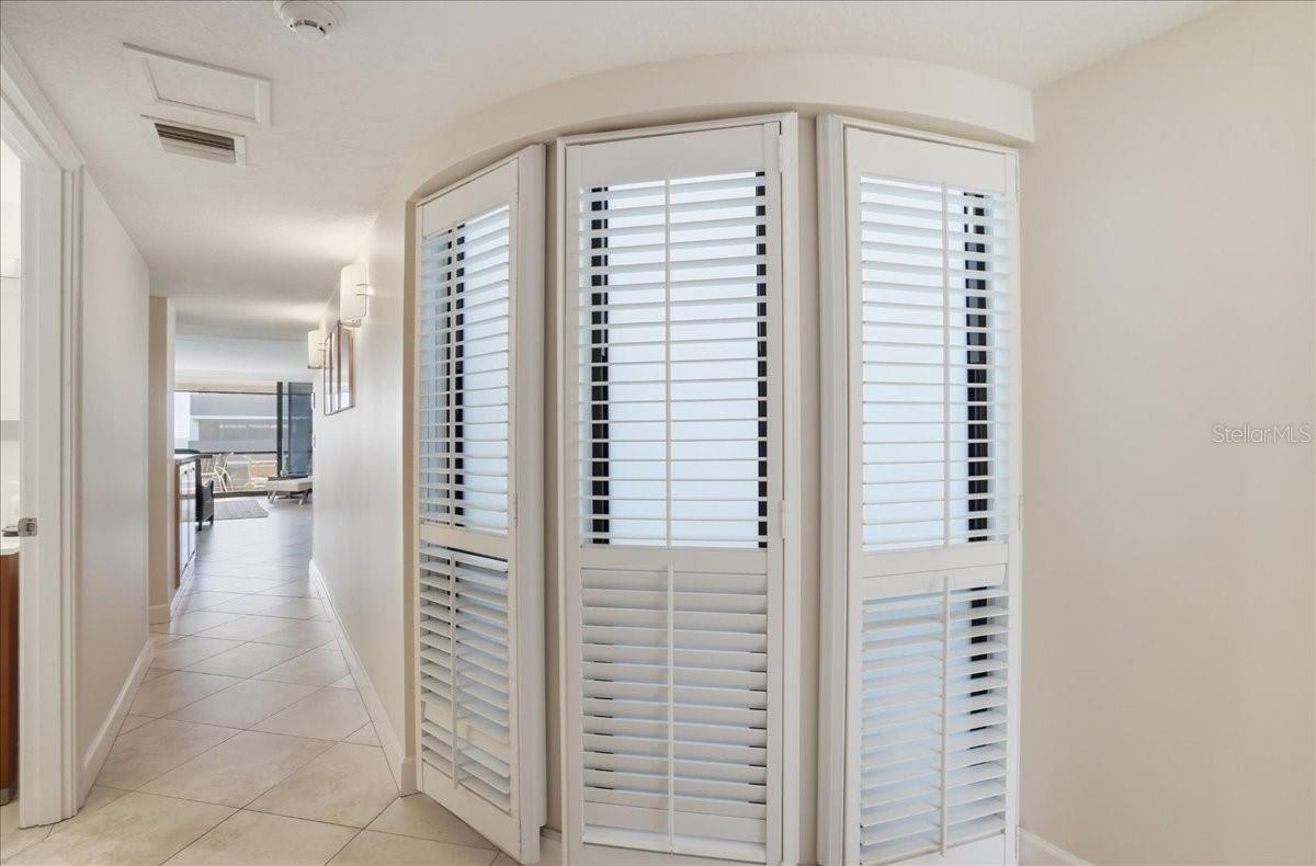 WEST WINDS OF HOLMES BEACH II - Residential