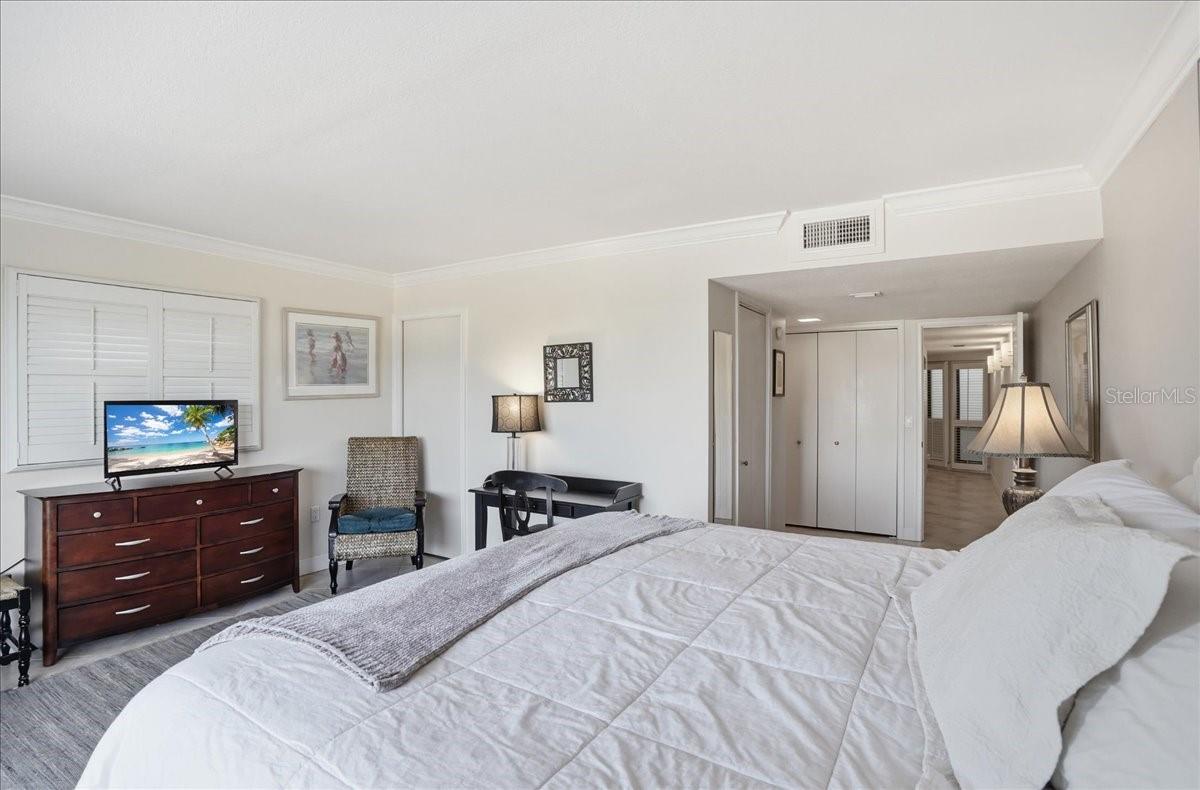 WEST WINDS OF HOLMES BEACH II - Residential