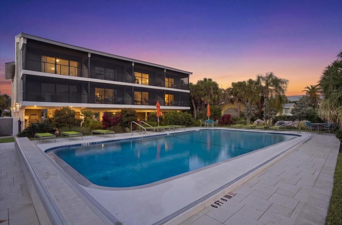WEST WINDS OF HOLMES BEACH II - Residential
