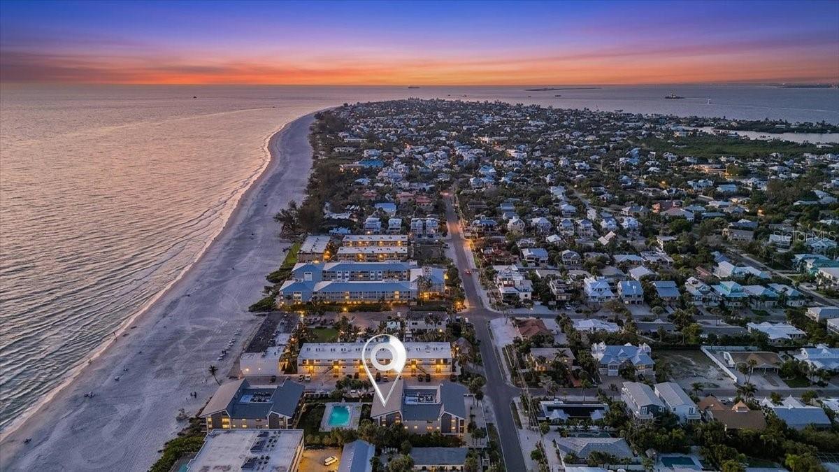 WEST WINDS OF HOLMES BEACH II - Residential